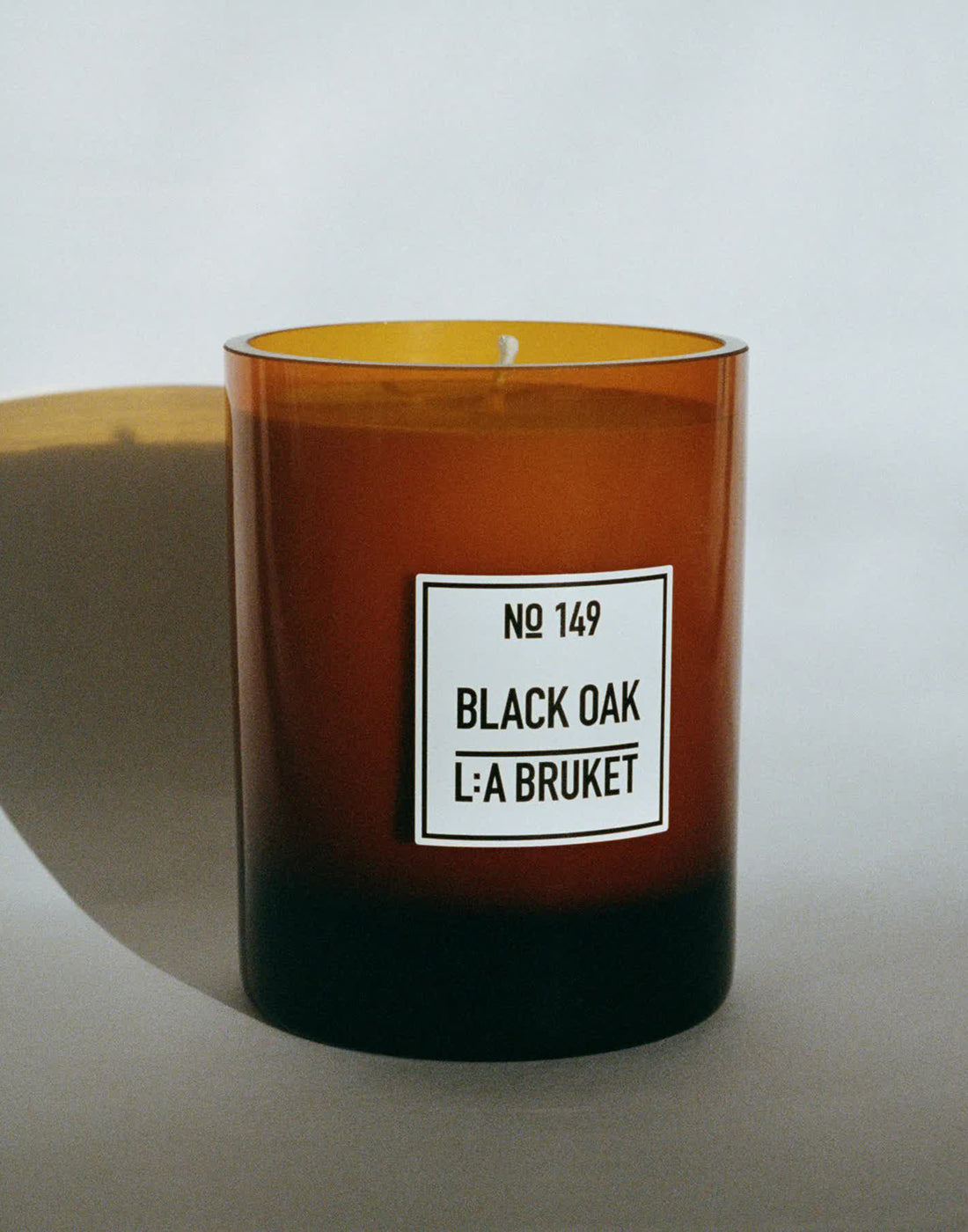 149 Black Oak scented candle 260g