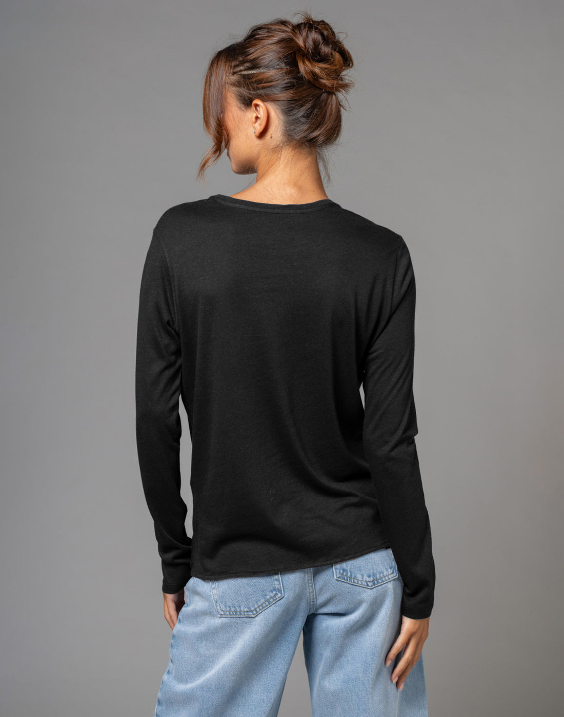 MAJESTIC FILATURES T-shirt in Cotone e Cashmere Girocollo Regular Noir