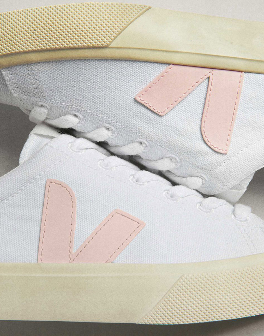 VEJA Sneakers Campo in Canvas White/Petale Sari