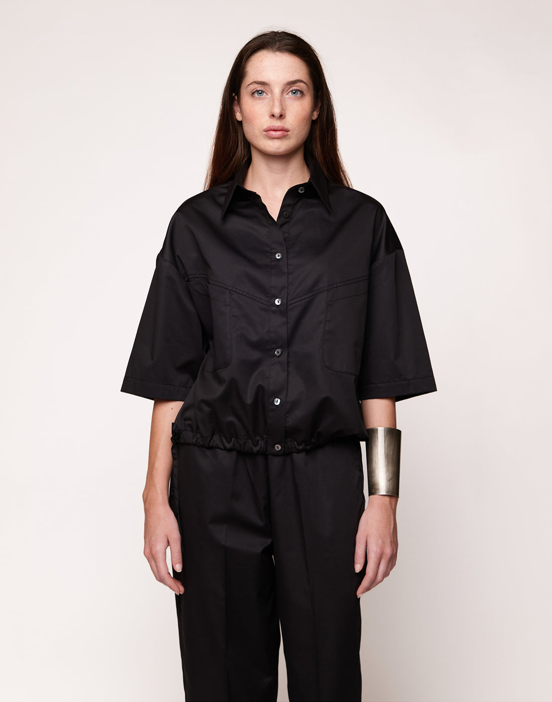 DOUUOD Camicia Cropped con Coulisse in Popeline Satin Nero