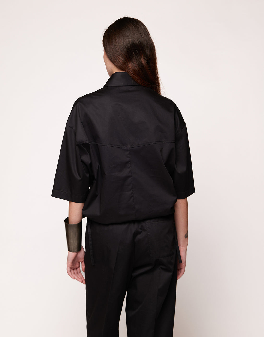 DOUUOD Camicia Cropped con Coulisse in Popeline Satin Nero