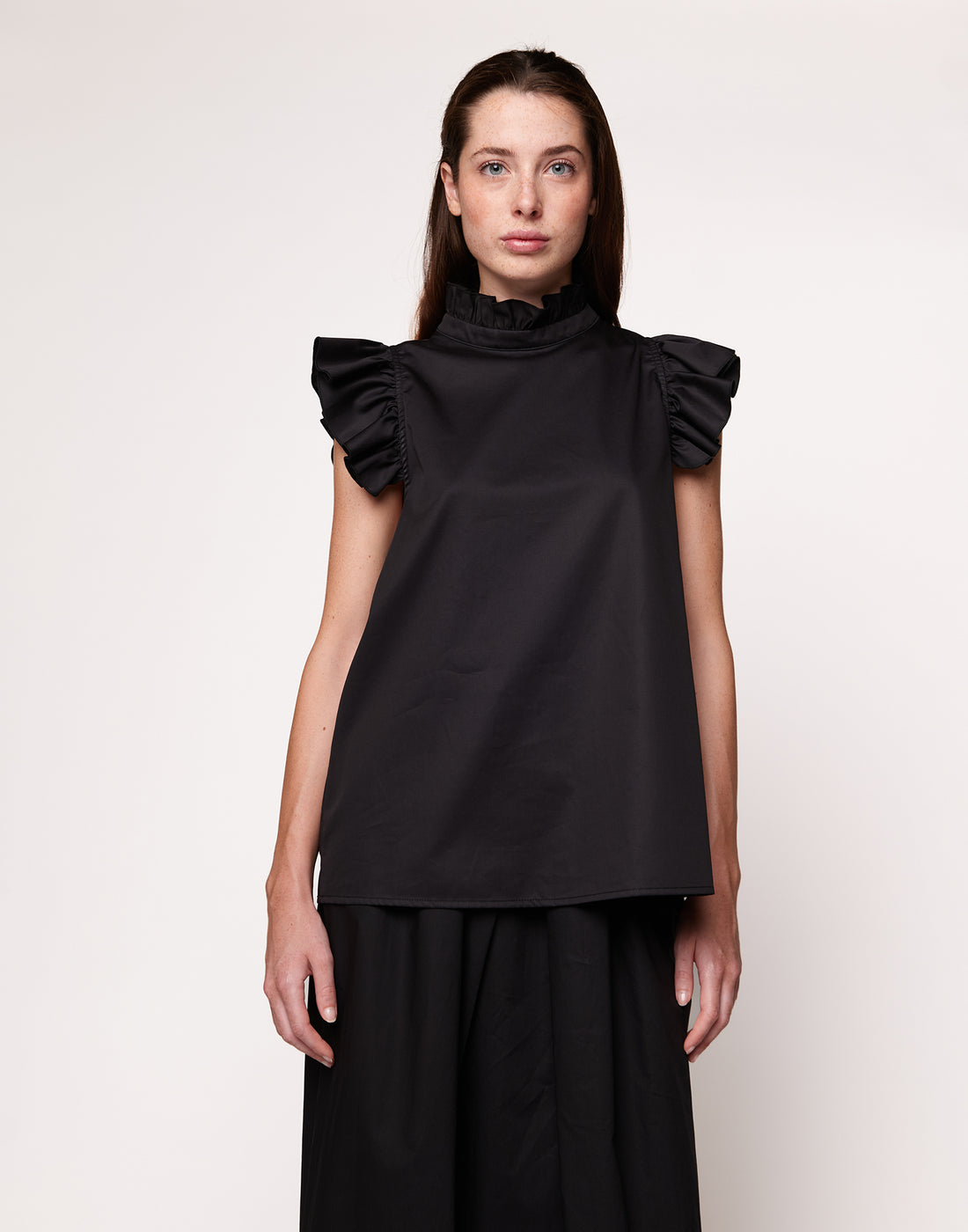 DOUUOD Top Smanicato con Rouches in Popeline Satin Nero