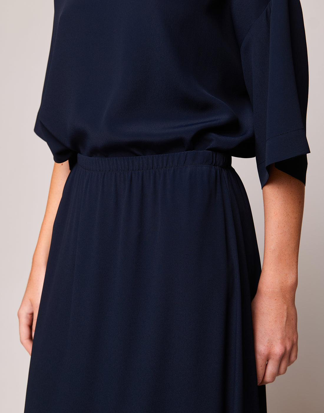 DOUUOD Gonna Lunga in Crepe de Chine Navy Blu