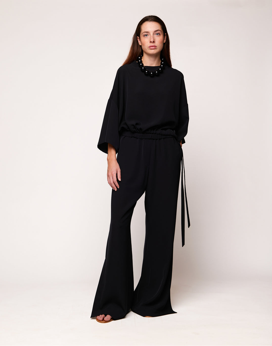 DOUUOD Pantaloni con Spacchi in Cady Fluido Nero